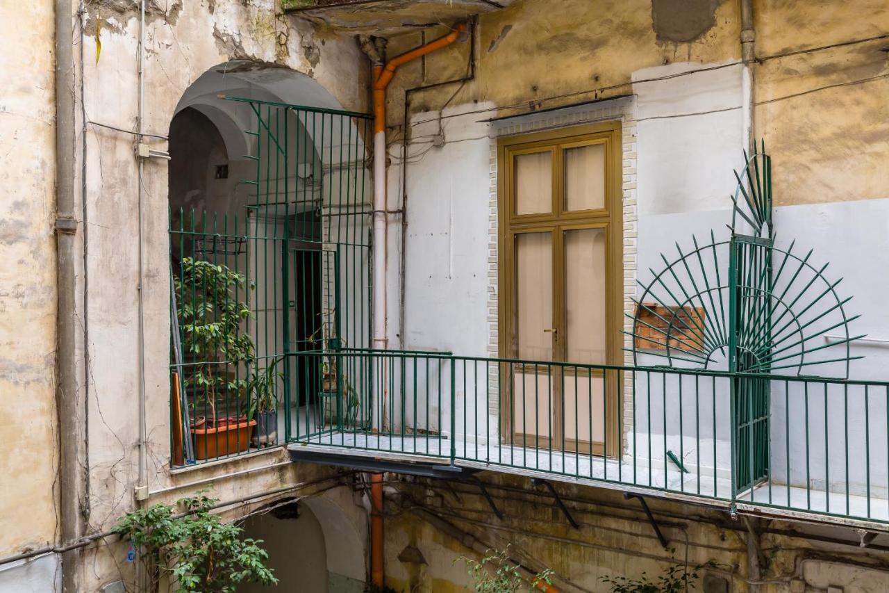 Art Apartment At Sanita By Wonderful Italy Napels Buitenkant foto
